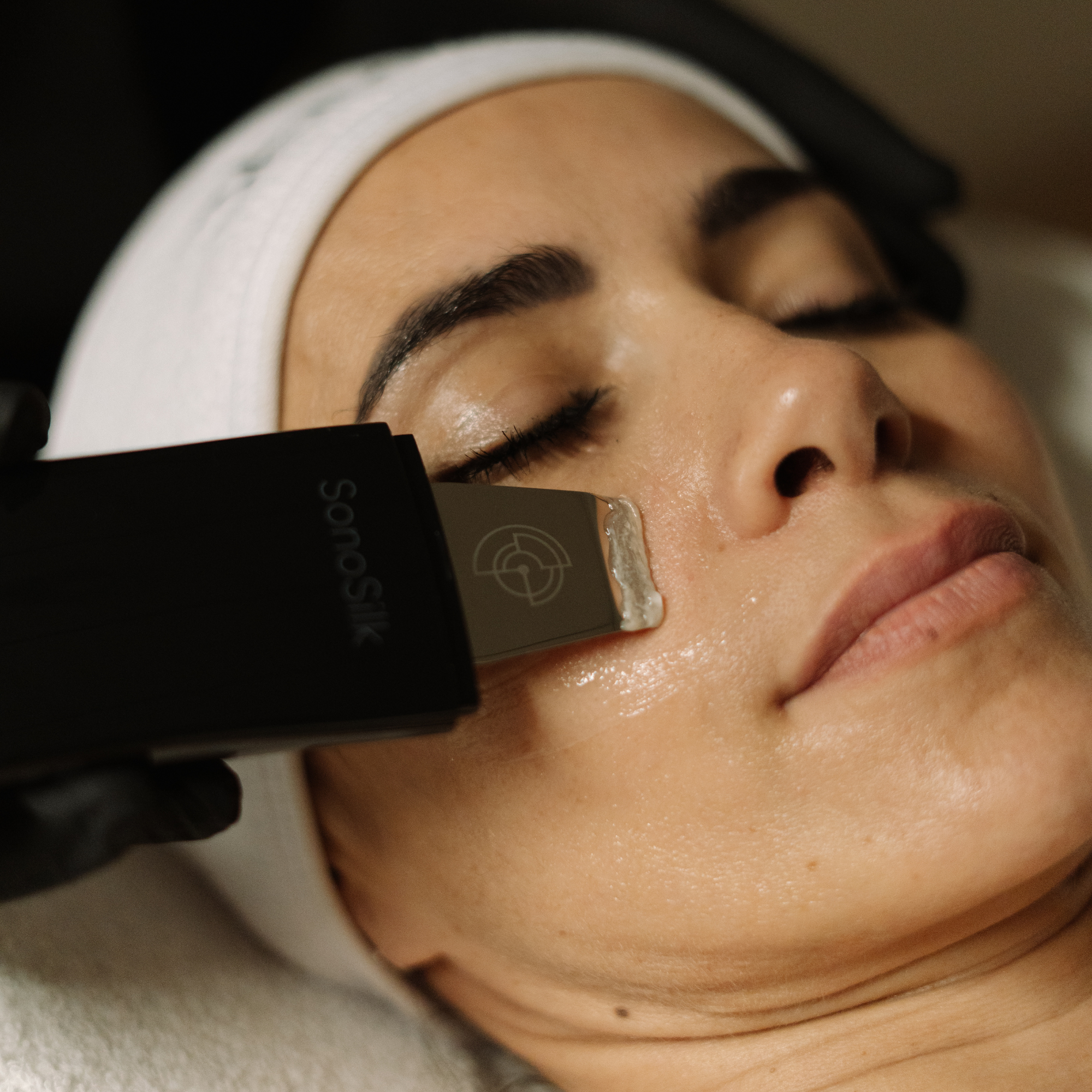 Limpieza Facial + Tratamiento